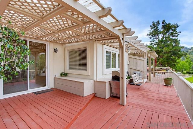 29549 Circle R Greens Dr., Escondido, CA 92026