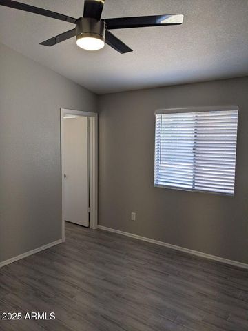 7231 W SIERRA Street, Peoria, AZ 85345