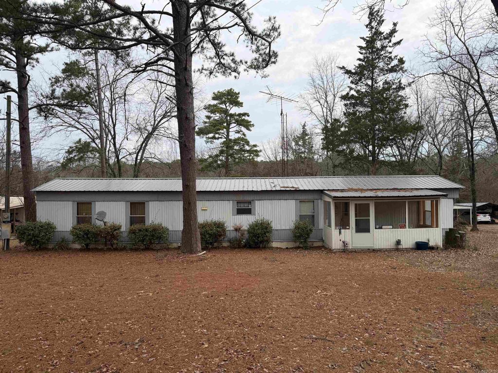 42 Lake Forest Estate Road, Tumbling Shoals, AR 72581