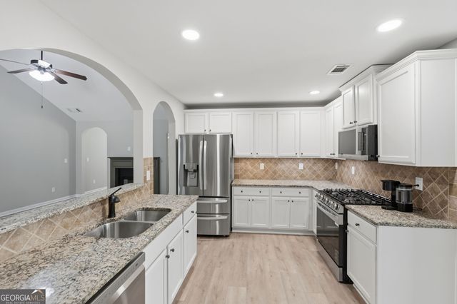 3940 Spring Ridge Drive, Cumming, GA 30028