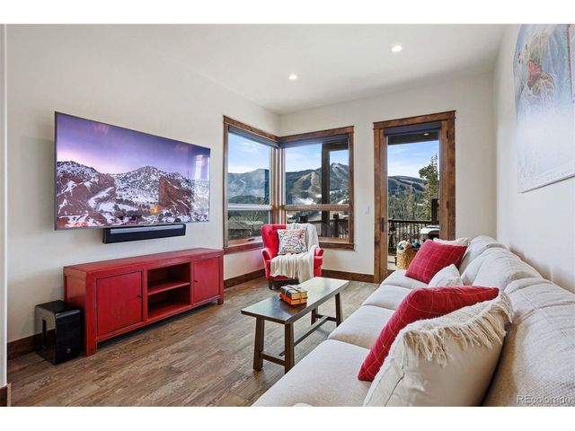 509 Summit Pl, Winter Park, CO 80482