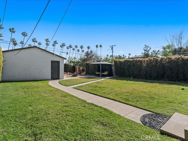 1018 N San Gabriel Avenue, Azusa, CA 91702