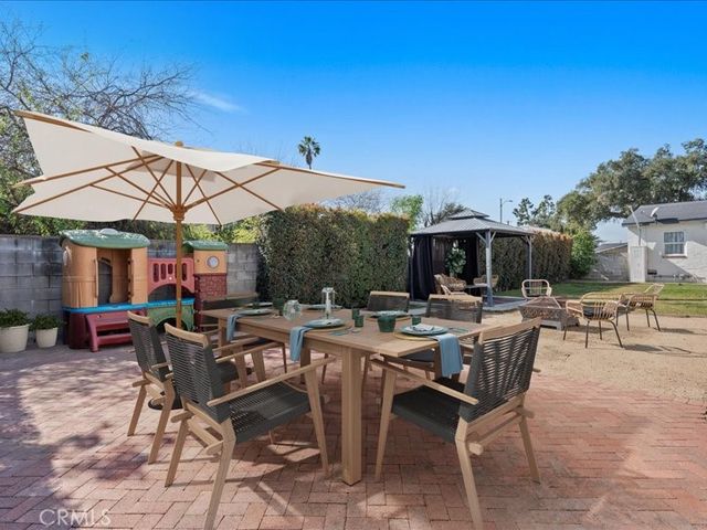 1018 N San Gabriel Avenue, Azusa, CA 91702