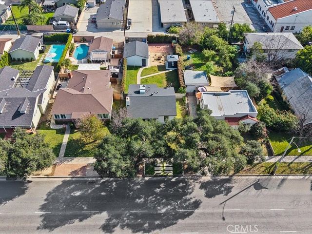 1018 N San Gabriel Avenue, Azusa, CA 91702