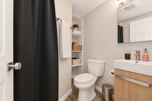 28-30 Cooper St 1, Boston, MA 02113