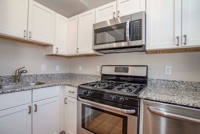 28-30 Cooper St 1, Boston, MA 02113