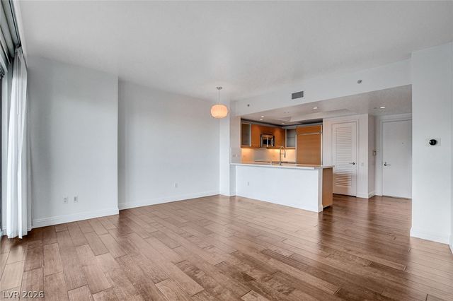 222 Karen Avenue 2705, Las Vegas, NV 89109