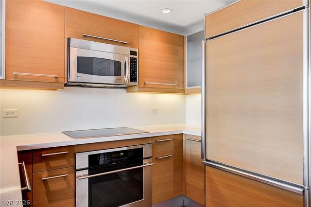 222 Karen Avenue 2705, Las Vegas, NV 89109