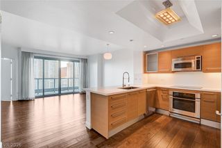 222 Karen Avenue 2705, Las Vegas, NV 89109