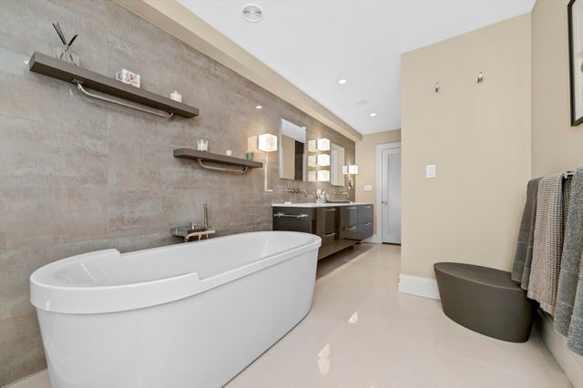 20 David G Mugar Way, Boston, MA 02114