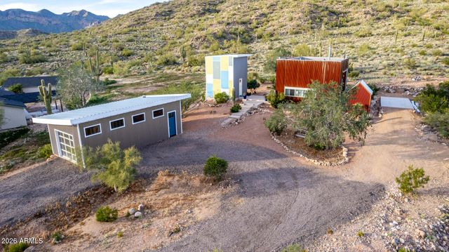 5561 N GOLD Drive, Apache Junction, AZ 85120