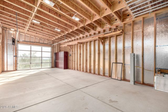 5561 N GOLD Drive, Apache Junction, AZ 85120