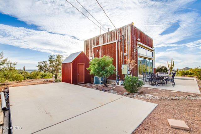 5561 N GOLD Drive, Apache Junction, AZ 85120