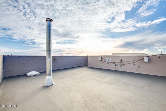 5561 N GOLD Drive, Apache Junction, AZ 85120