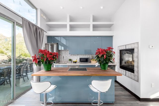 5561 N GOLD Drive, Apache Junction, AZ 85120