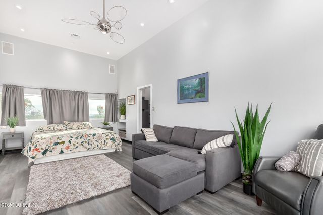 5561 N GOLD Drive, Apache Junction, AZ 85120