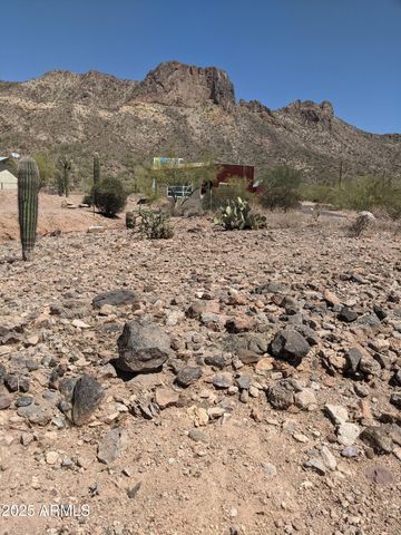 5561 N GOLD Drive, Apache Junction, AZ 85120