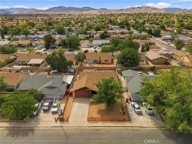 2824 E Avenue R12, Palmdale, CA 93550