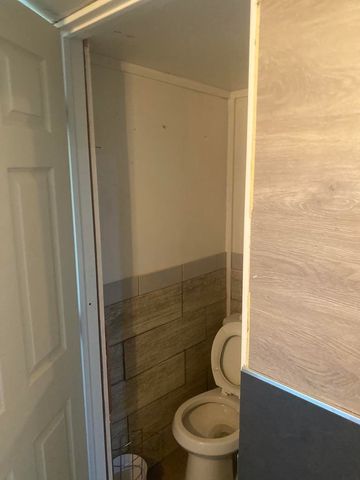 21 West Wyoming Street, Tamaqua Boro, PA 18252