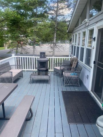 21 West Wyoming Street, Tamaqua Boro, PA 18252