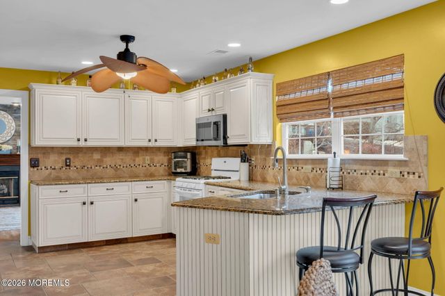 107 Shenandoah Boulevard, Toms River, NJ 08753