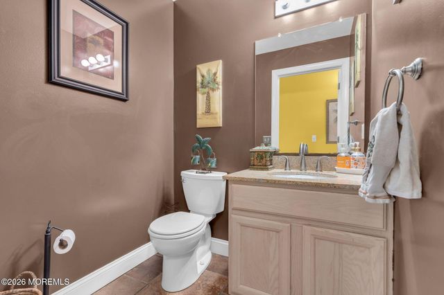 107 Shenandoah Boulevard, Toms River, NJ 08753