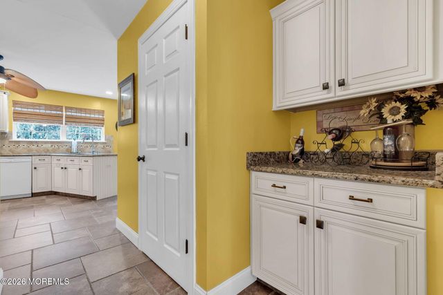 107 Shenandoah Boulevard, Toms River, NJ 08753