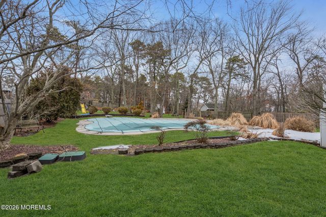 107 Shenandoah Boulevard, Toms River, NJ 08753