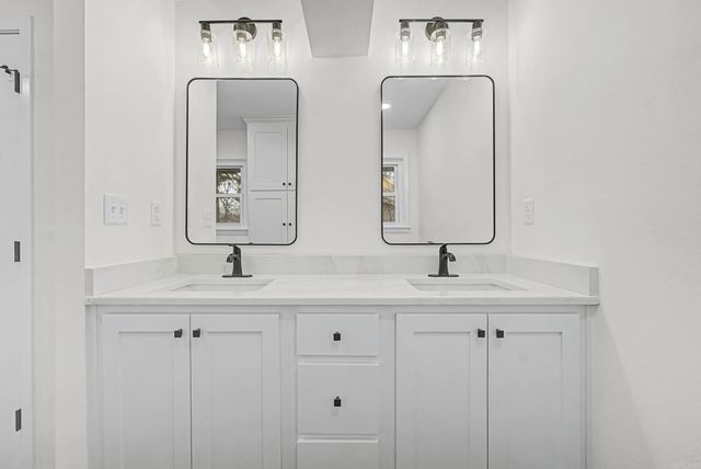 6313 Iroquois Dr, North Little Rock, AR 72116