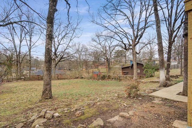 6313 Iroquois Dr, North Little Rock, AR 72116