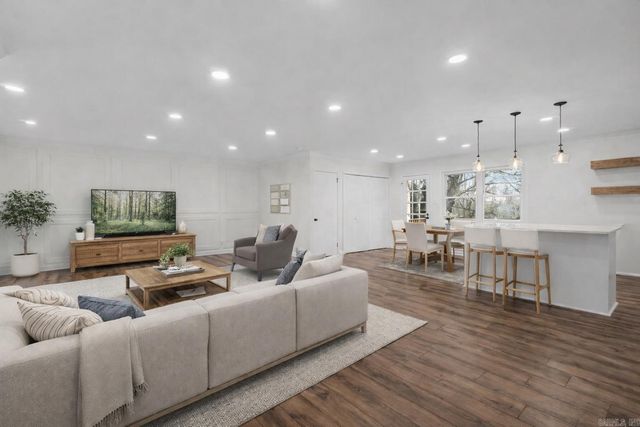 6313 Iroquois Dr, North Little Rock, AR 72116