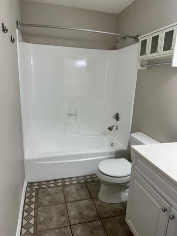 3406 S Oak Street, Tempe, AZ 85282