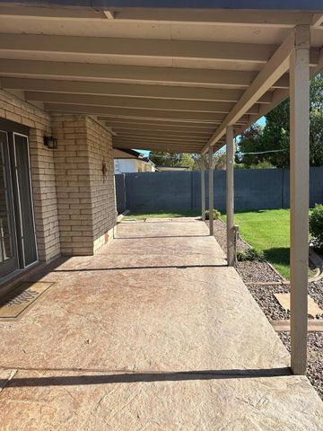 3406 S Oak Street, Tempe, AZ 85282