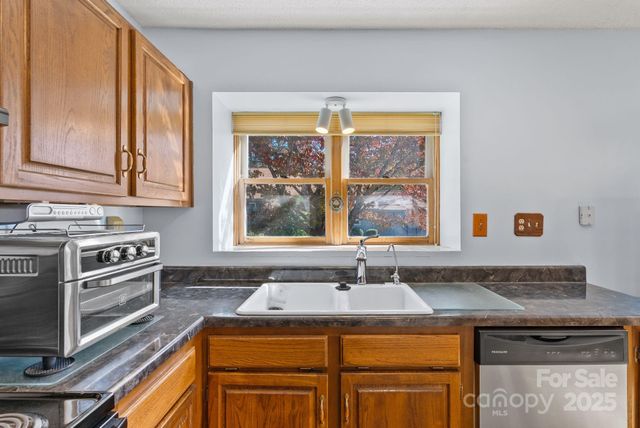 13C Windflower Court, Asheville, NC 28805