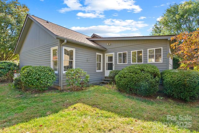 13C Windflower Court, Asheville, NC 28805