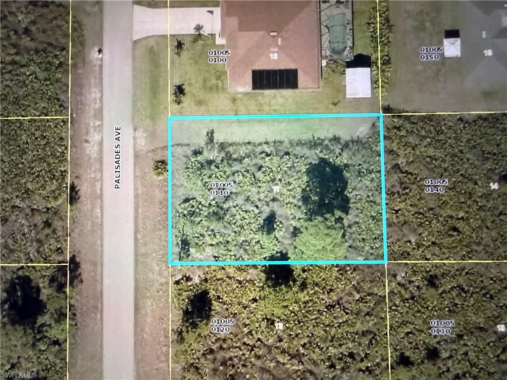 323 Palisades AVE, LEHIGH ACRES, FL 33974 — exterior