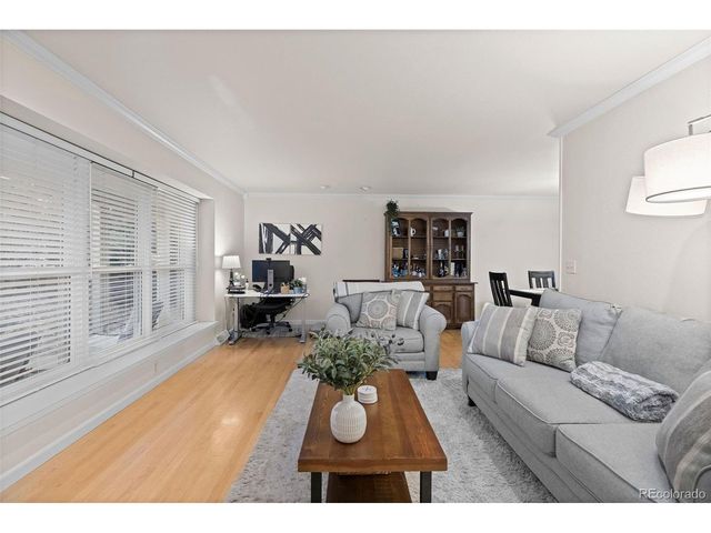 5933 S Florence Ct, Englewood, CO 80111