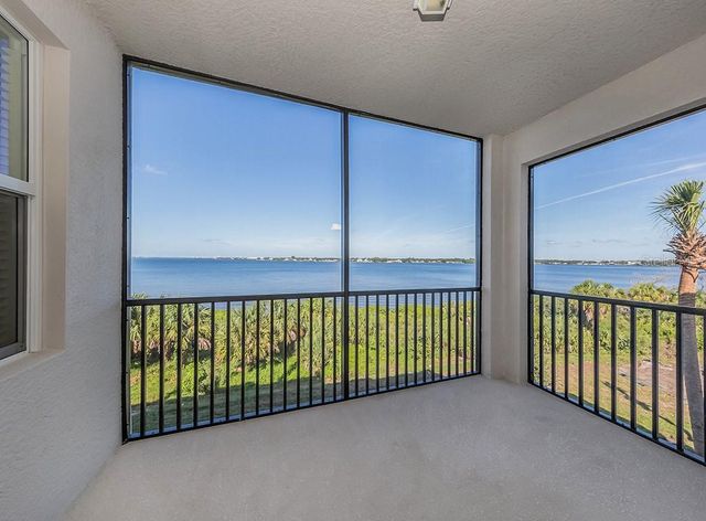 920 TIDEWATER SHORES LOOP 307, Bradenton, FL 34208