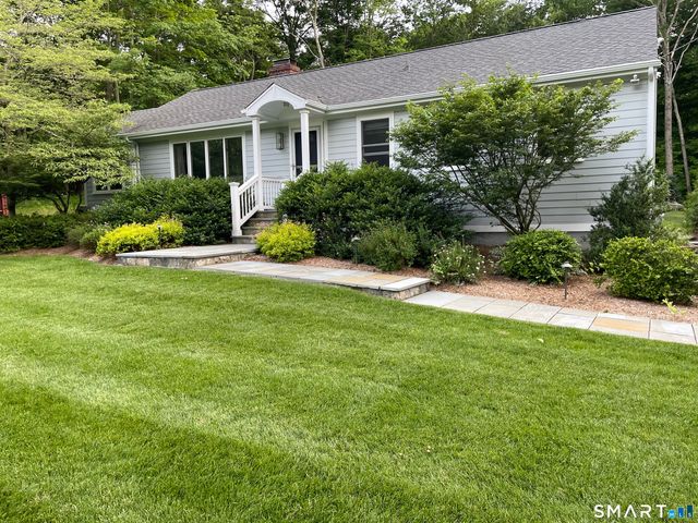 35 Blue Ridge Road, Ridgefield, CT 06877