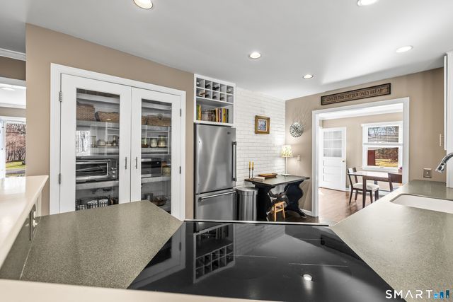 35 Blue Ridge Road, Ridgefield, CT 06877