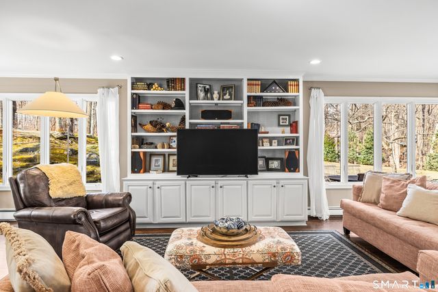 35 Blue Ridge Road, Ridgefield, CT 06877