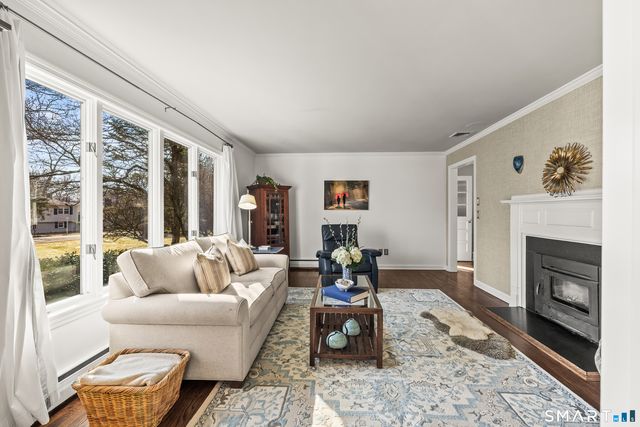 35 Blue Ridge Road, Ridgefield, CT 06877