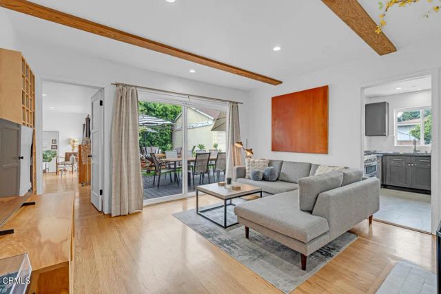 5614 Coliseum Street, Los Angeles, CA 90016