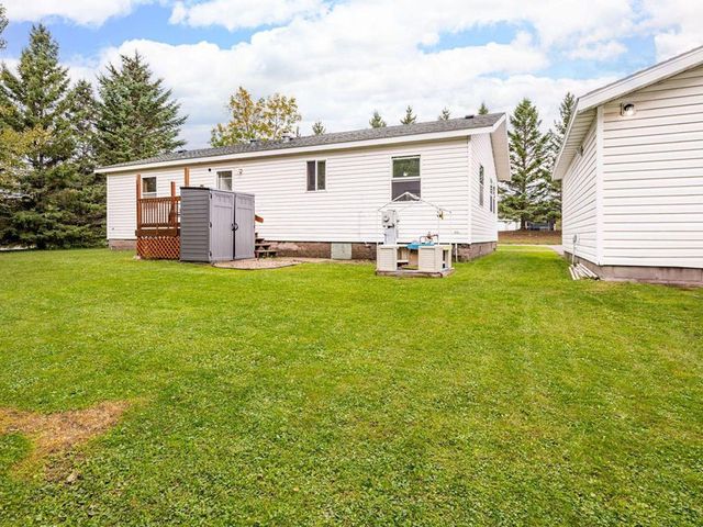 63 S Elder Dr., Duluth, MN 55810