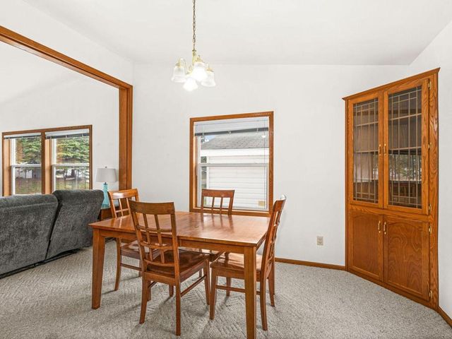 63 S Elder Dr., Duluth, MN 55810