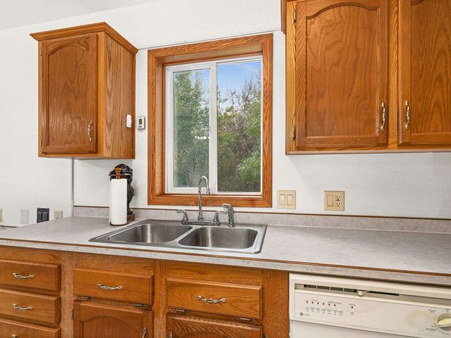 63 S Elder Dr., Duluth, MN 55810