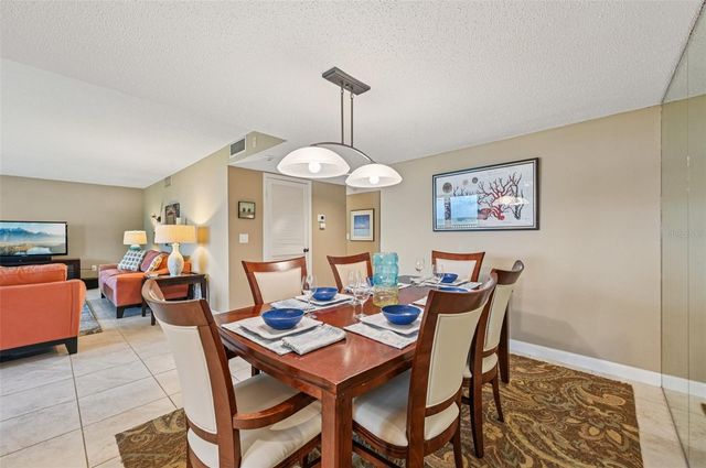 8710 MIDNIGHT PASS ROAD 203B, Sarasota, FL 34242