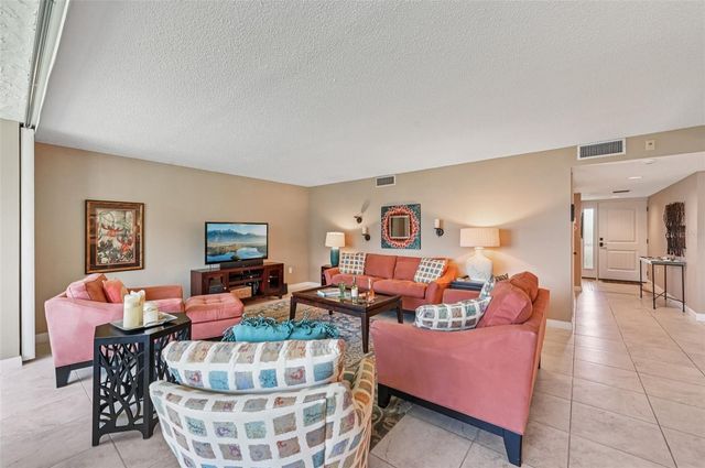 8710 MIDNIGHT PASS ROAD 203B, Sarasota, FL 34242