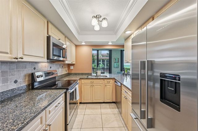 8710 MIDNIGHT PASS ROAD 203B, Sarasota, FL 34242