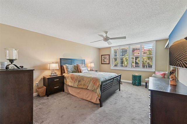 8710 MIDNIGHT PASS ROAD 203B, Sarasota, FL 34242